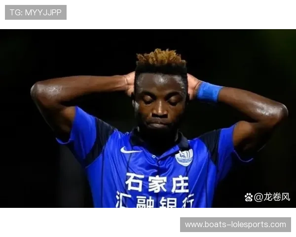 足球球星被传戴绿帽引发热议真相成谜球迷众说纷纭